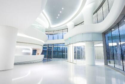如何确保展台搭建的质量和安全性呢